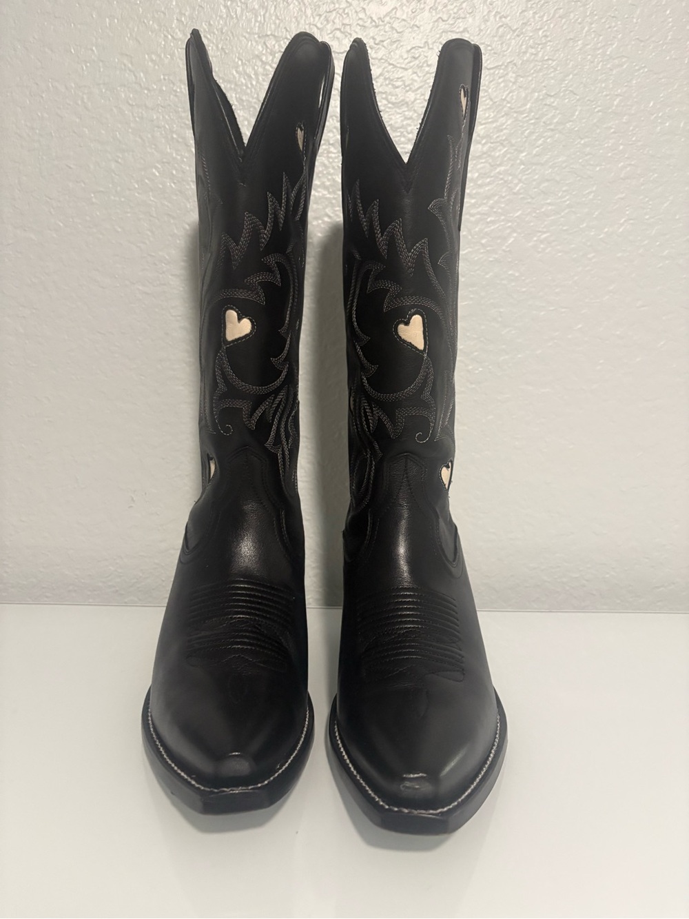 Tecovas Annie Hearts midnight Black Leather Western Boots - Picture 3 of 7